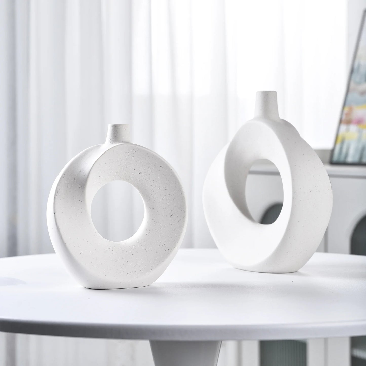 Luxury Modern White Vases - Set of 2