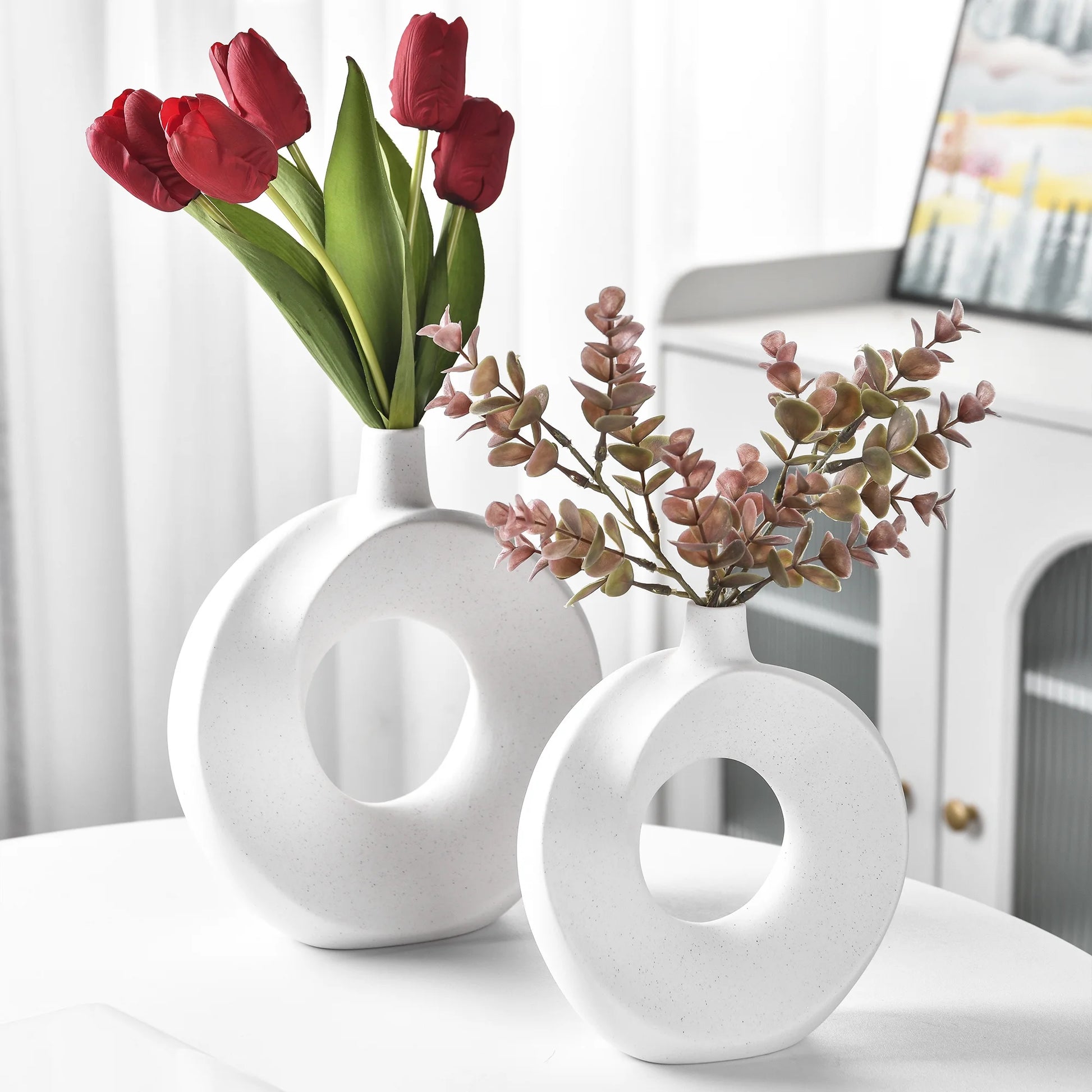 Luxury Modern White Vases - Set of 2